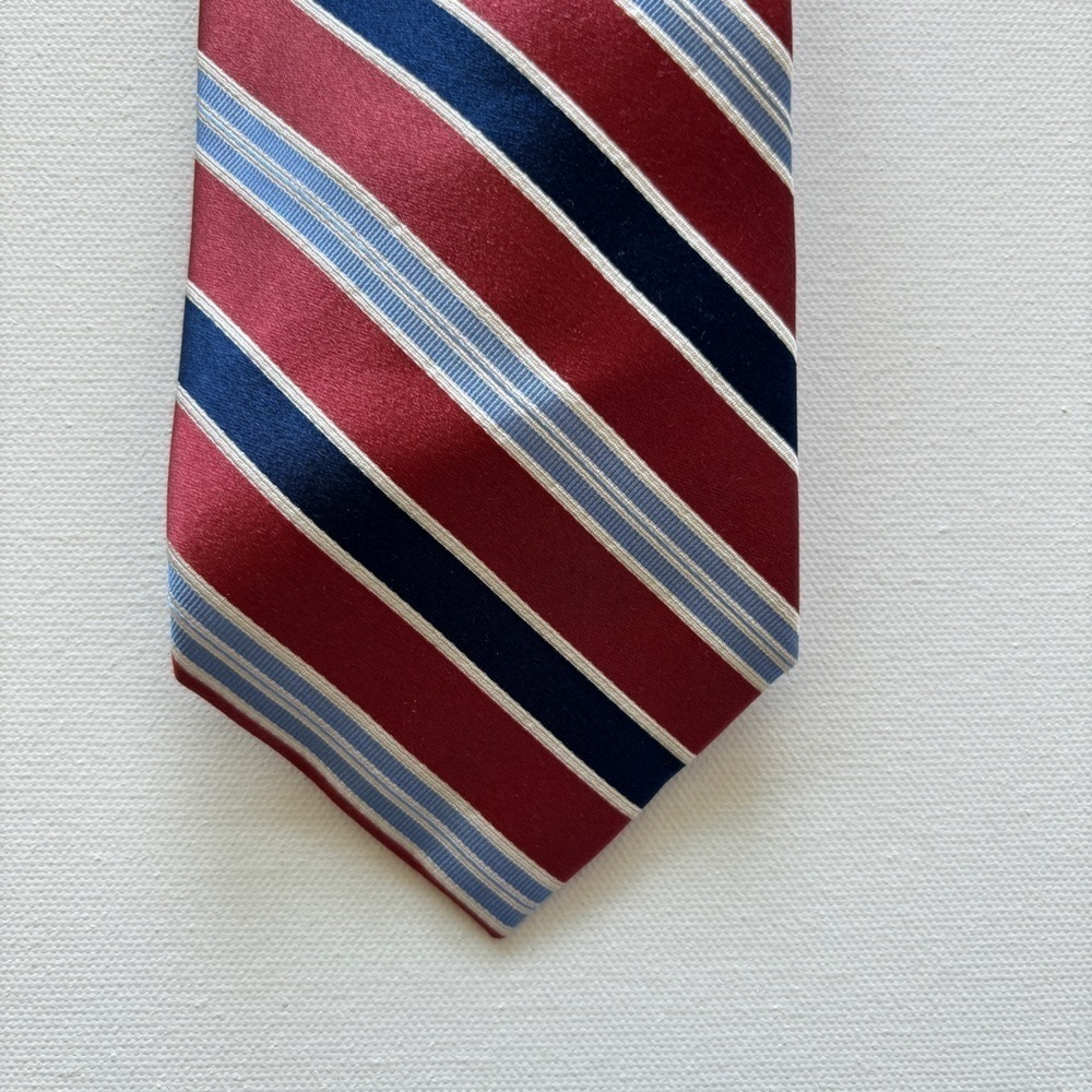 Club Room Estate Neckwear Men’s Silk Red Navy Striped Neck Tie — image 7 of 8